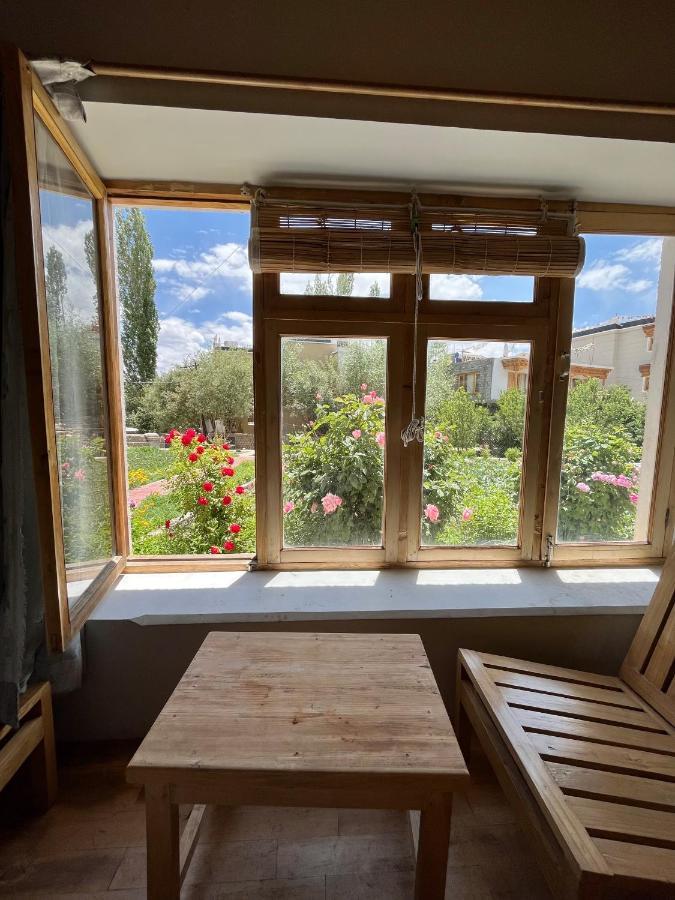 ホテル Chakzot Garden House レー エクステリア 写真
