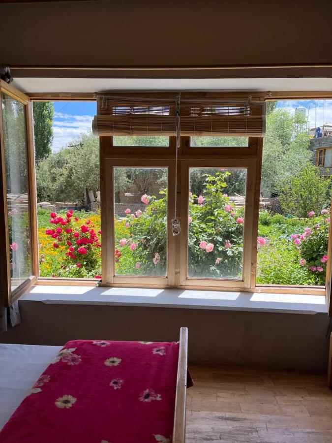 ホテル Chakzot Garden House レー エクステリア 写真